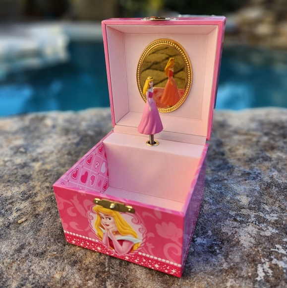 Disney Other - Disney Aurora Sleeping Beauty Music Box